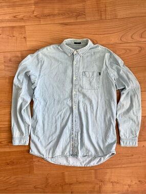 Frank And Oak Light Wash Denim Button Down Shirt L